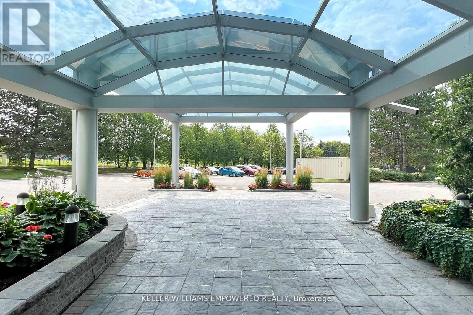 707 - 20 HARDING BOULEVARD W