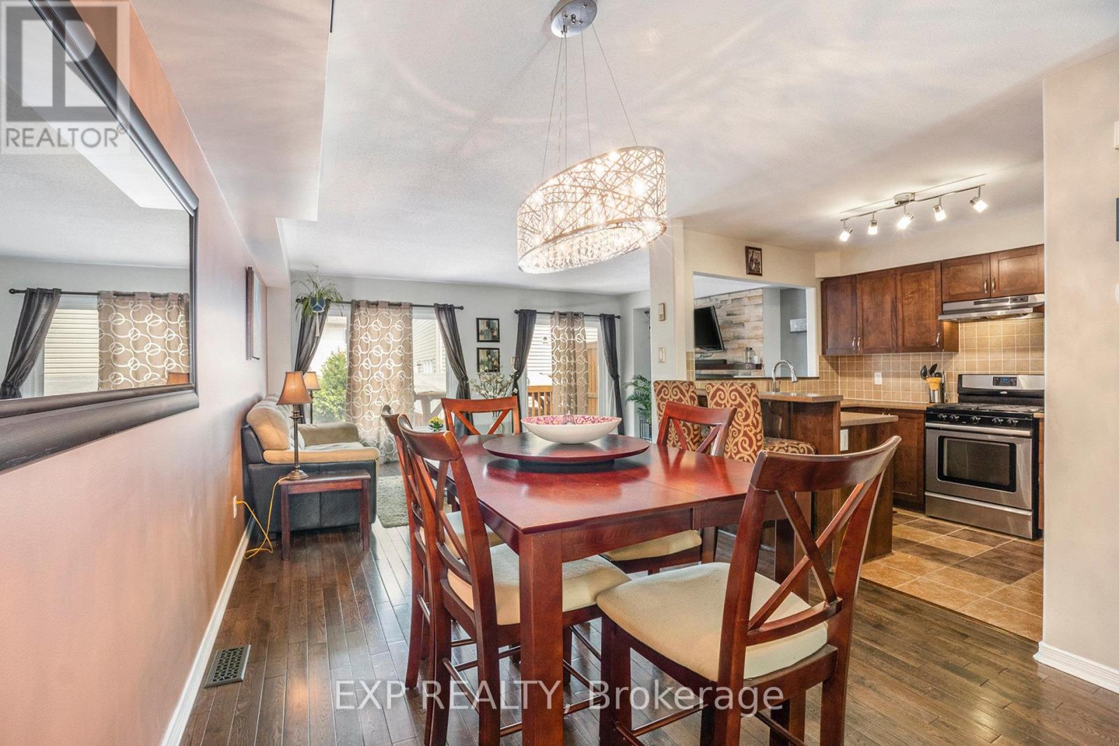 215 PARKROSE PRIVATE