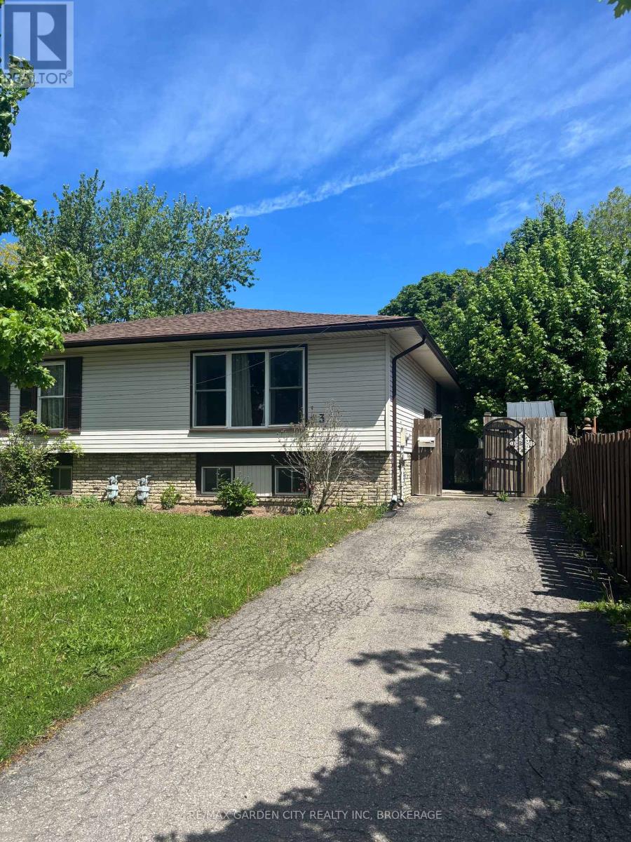 3 TARA CRESCENT