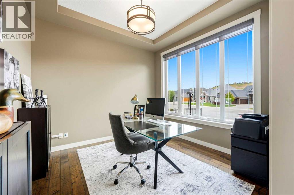 45 Cranbrook Heights SE
