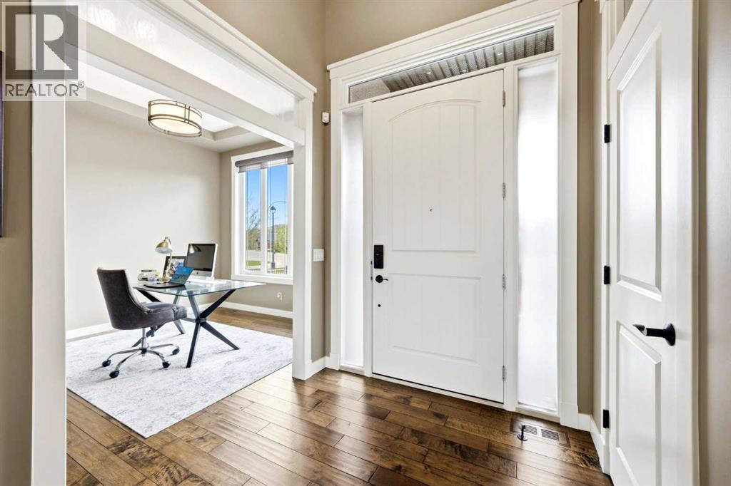 45 Cranbrook Heights SE