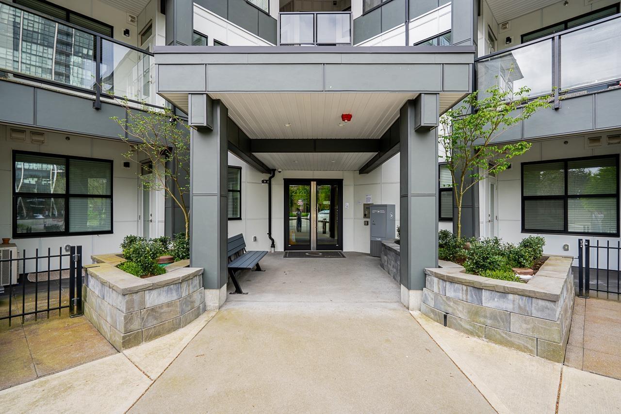 205 2120 GLADWIN ROAD