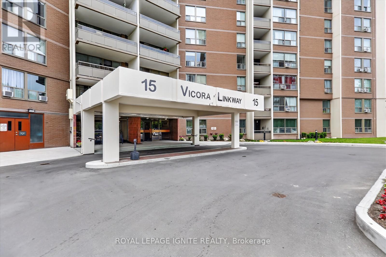 208 - 15 VICORA LINK WAY