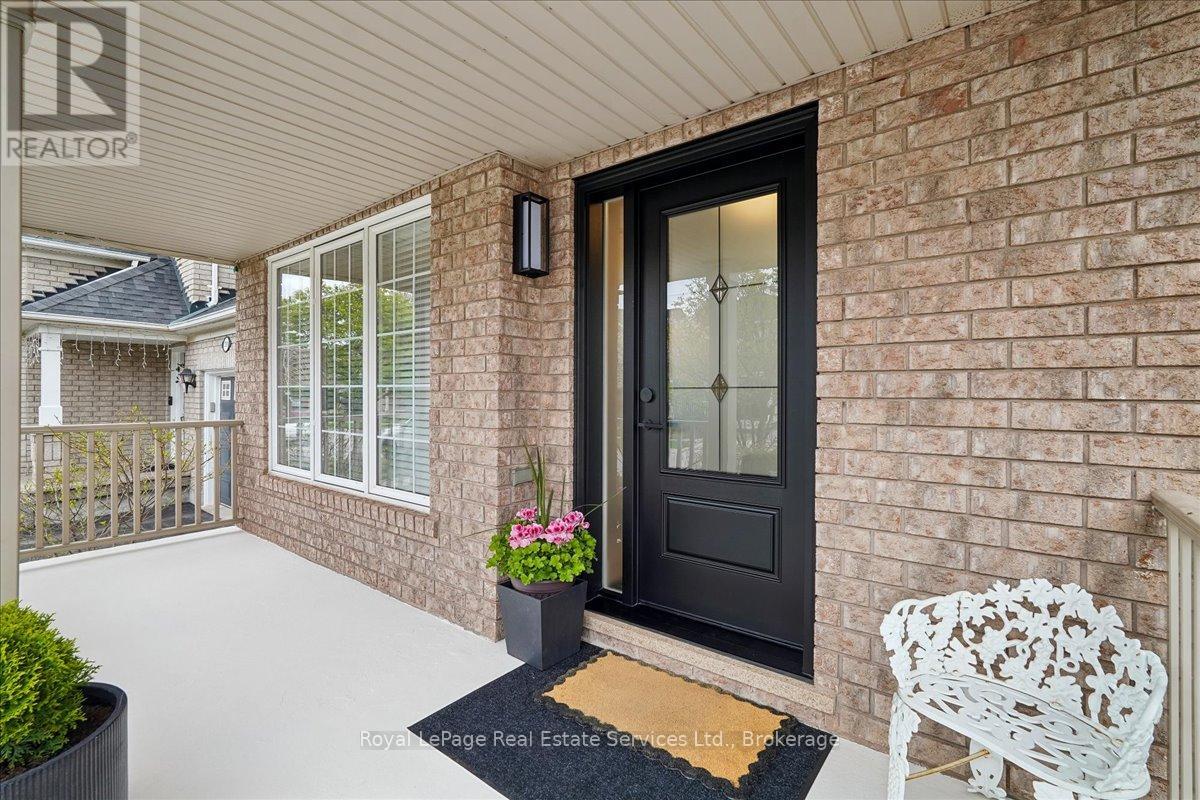 2347 HOLLYBROOK DRIVE