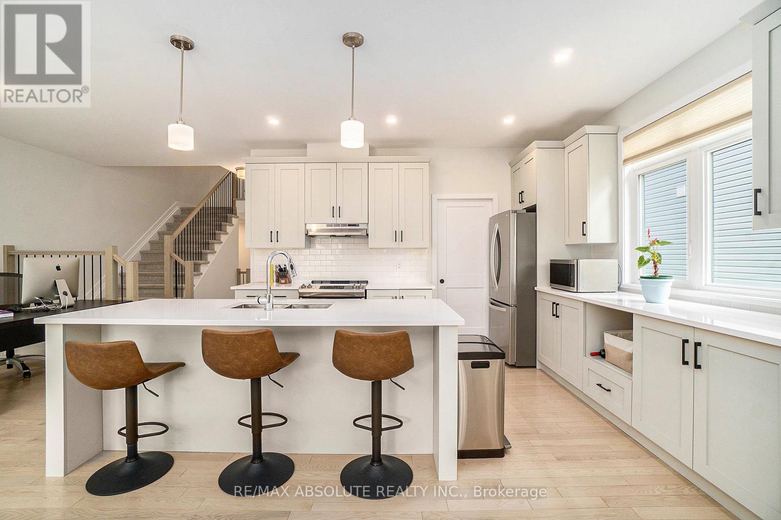 29 MAC BEATTIE DRIVE S