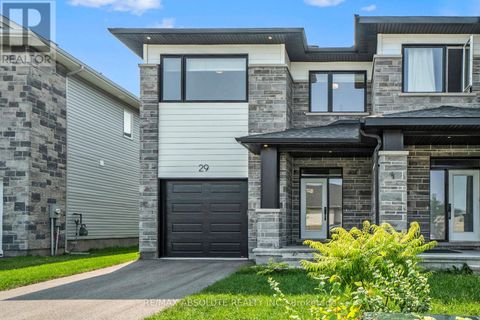 29 MAC BEATTIE DRIVE S Arnprior ON K7S0J3