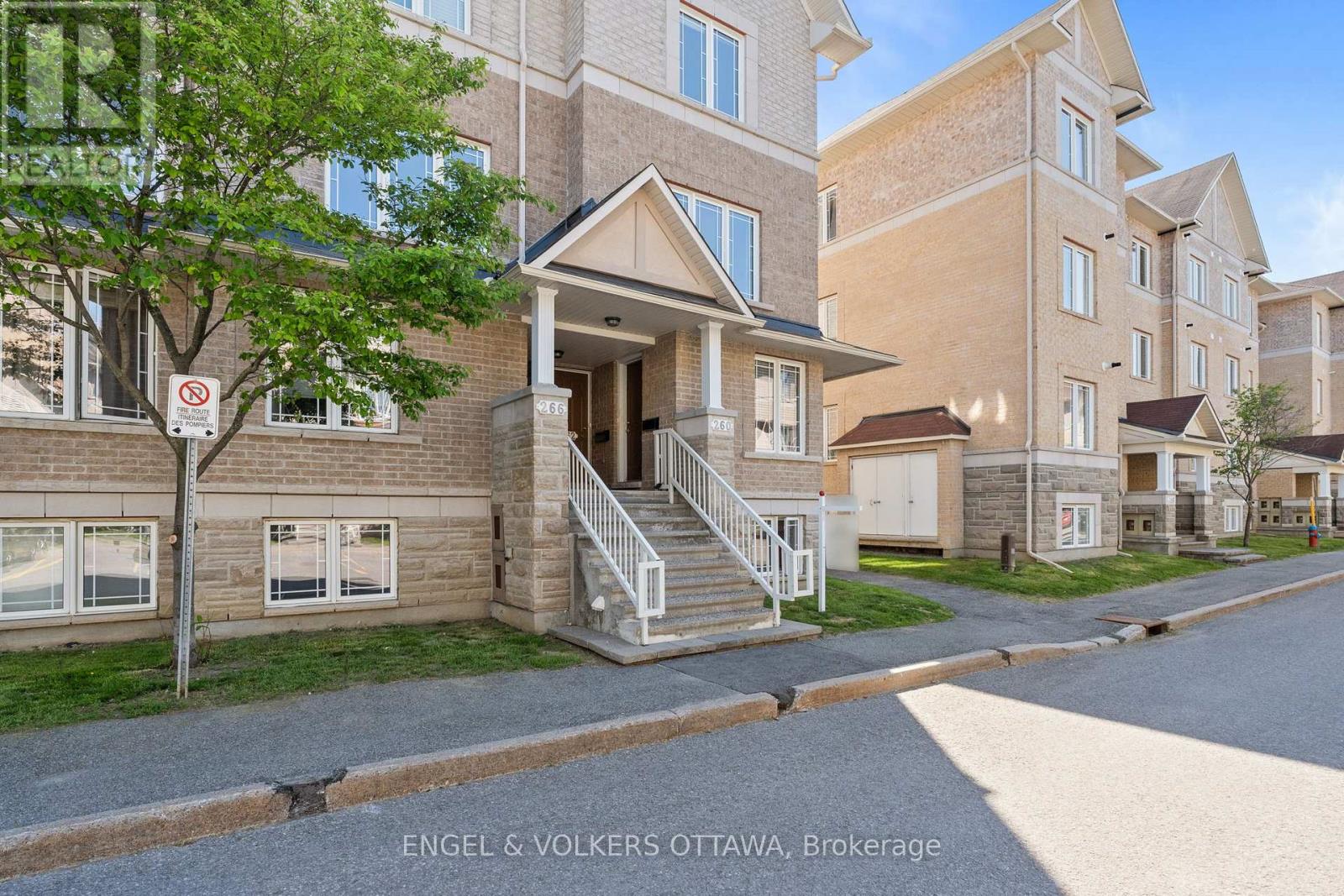 262 PASEO PRIVATE