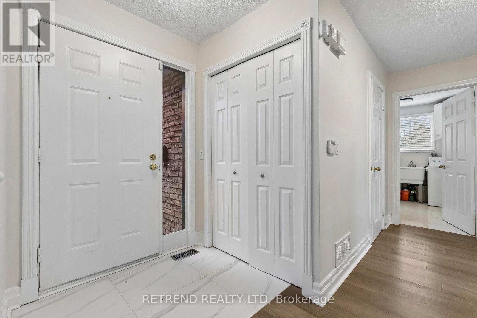 262 ATHABASCA STREET