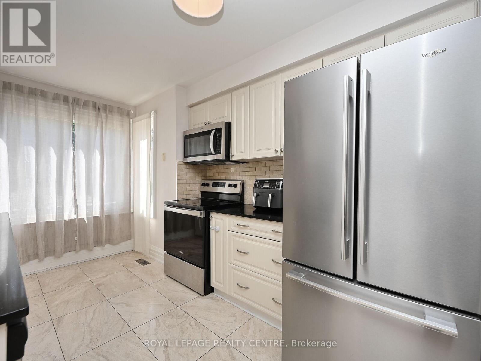 1221 KOS BOULEVARD