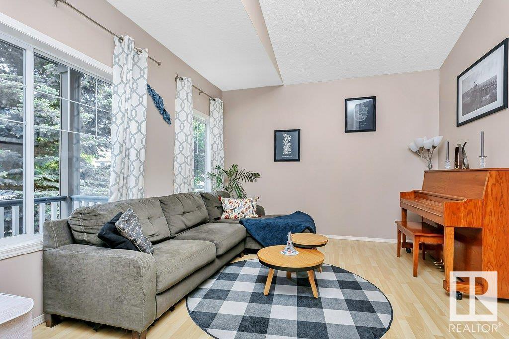 21331 89 AV NW