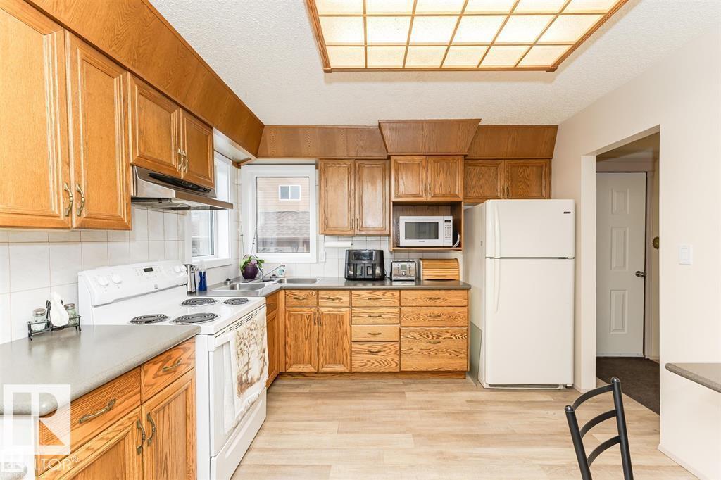 #153 57303 RGE ROAD 233