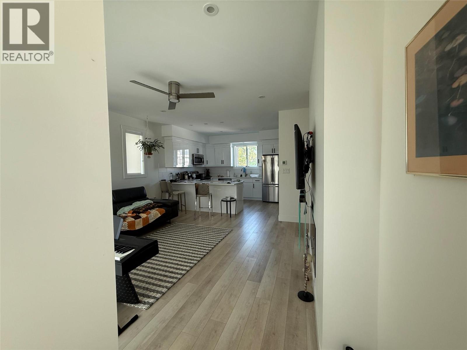 210 Scott Avenue Unit# 104