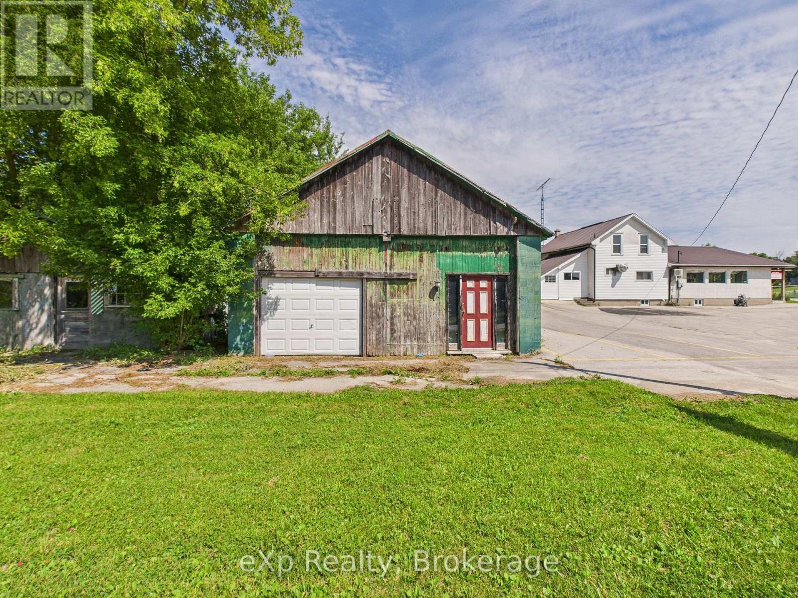 315194 HIGHWAY 6