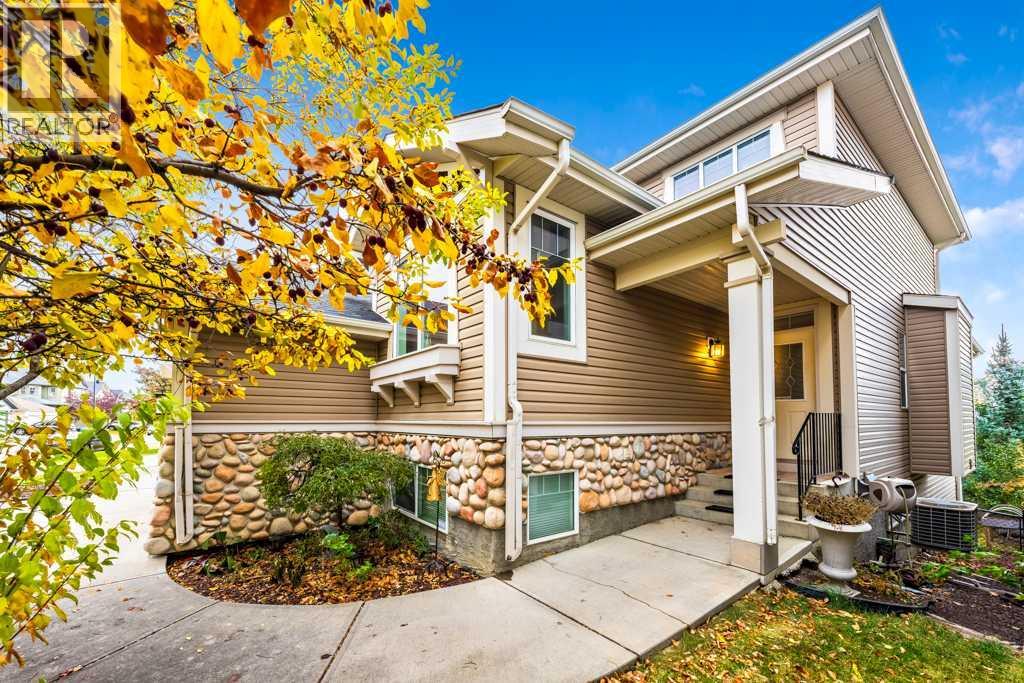 40 Cougar Ridge Heights SW