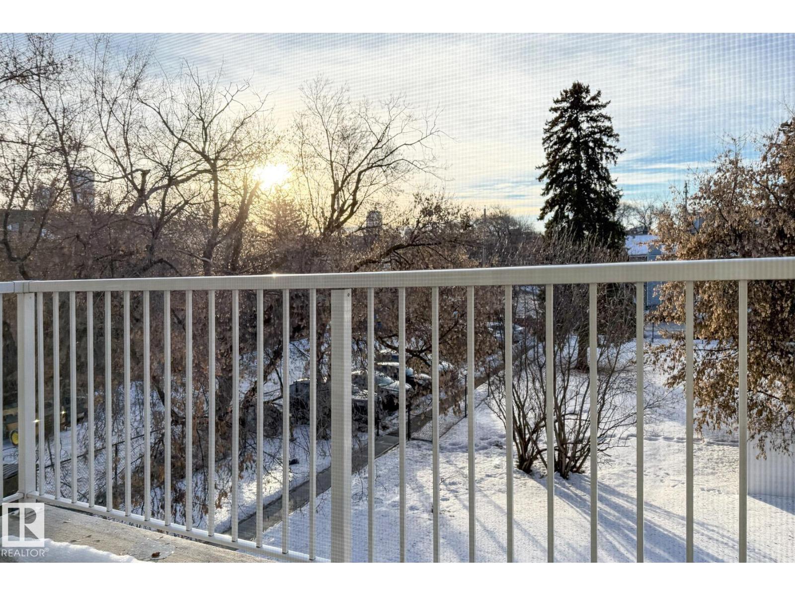 #311 10835 114 ST NW