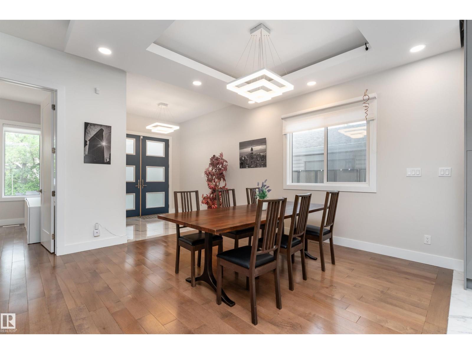 7306 106 ST NW