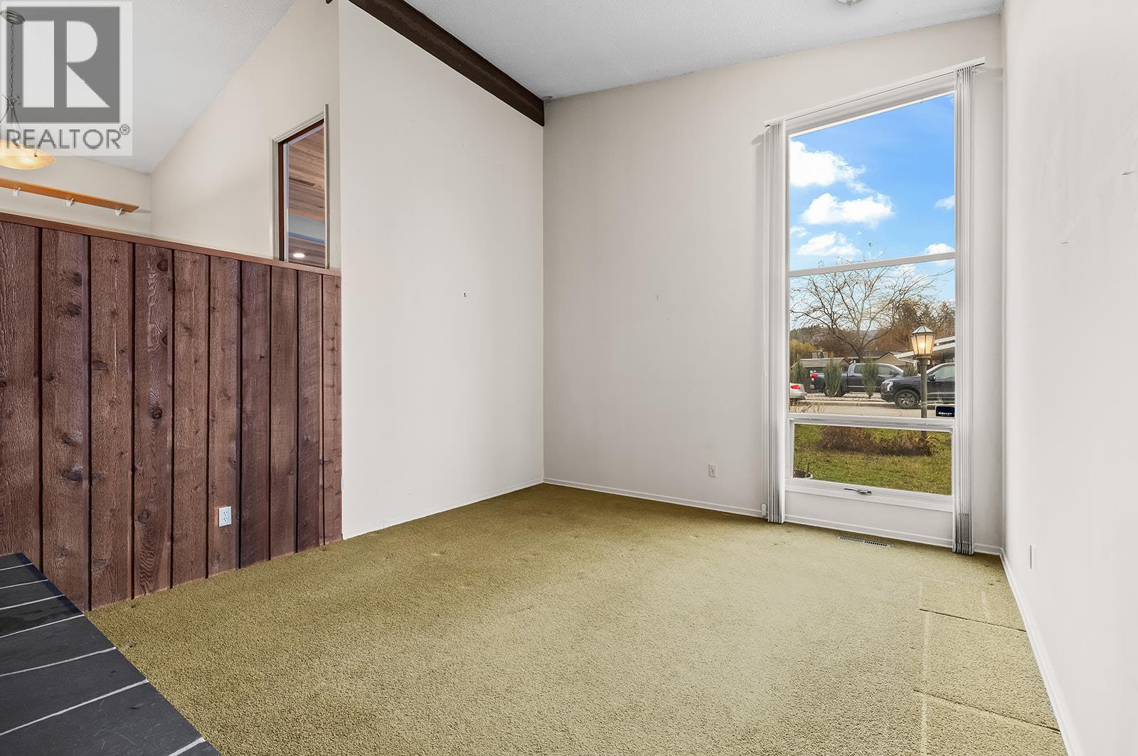 1424 Lombardy Square