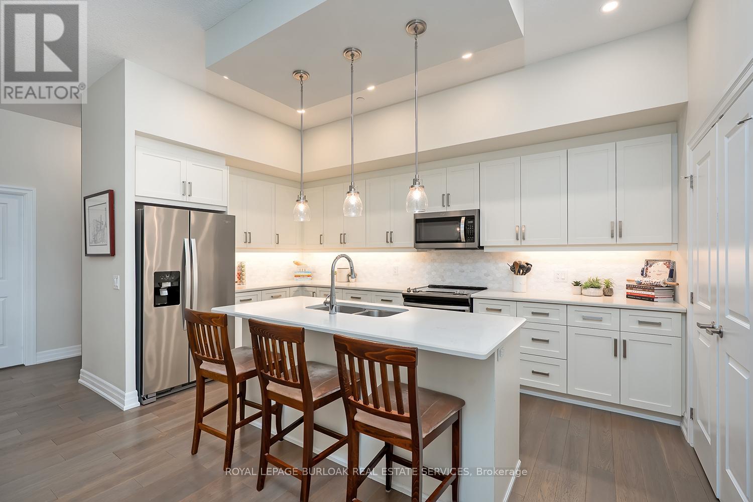 202 - 1878 GORDON STREET