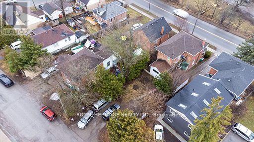 364 PARKHILL ROAD W