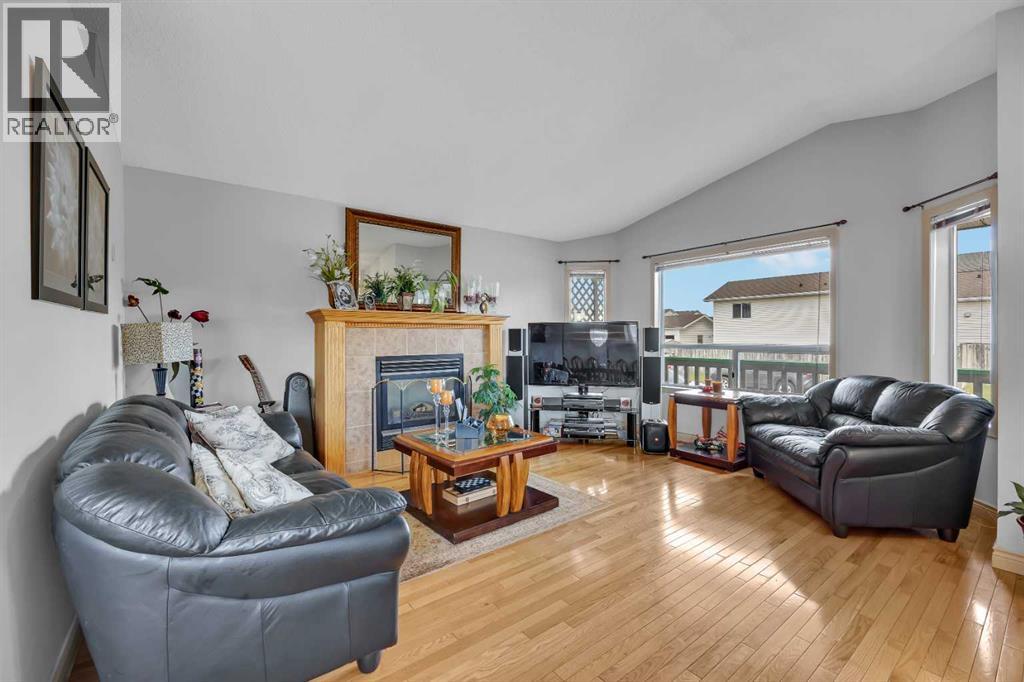 189 Applemead Close SE