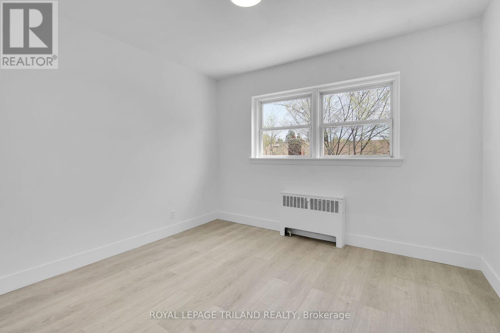 20 - 917 HAMILTON ROAD
