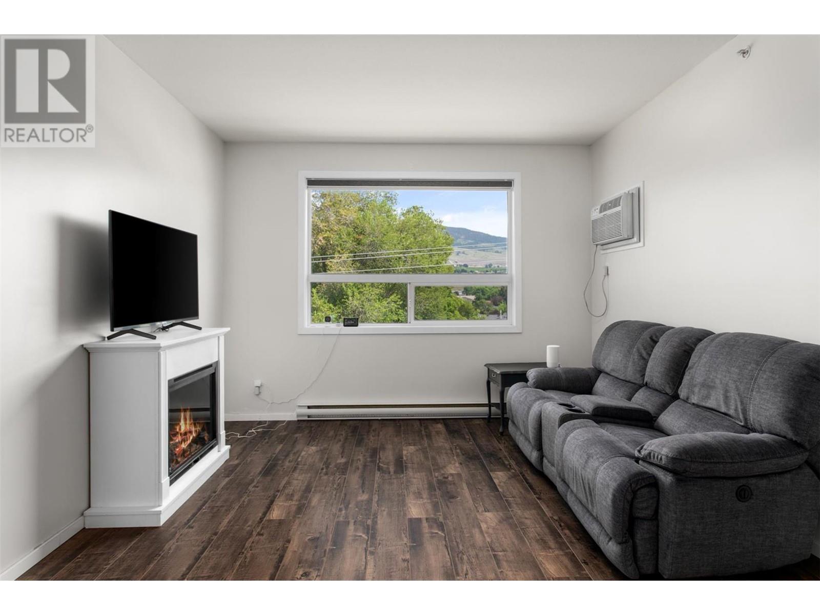 778 Rutland Road N Unit# 413