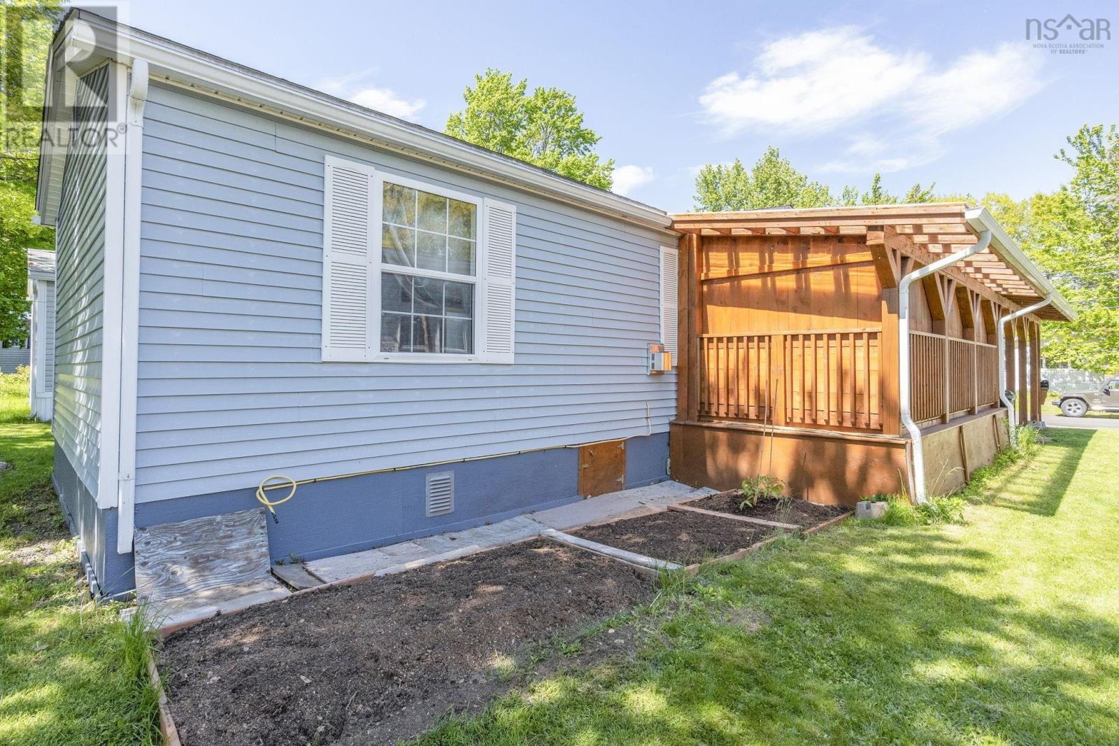 11 Olympic Avenue