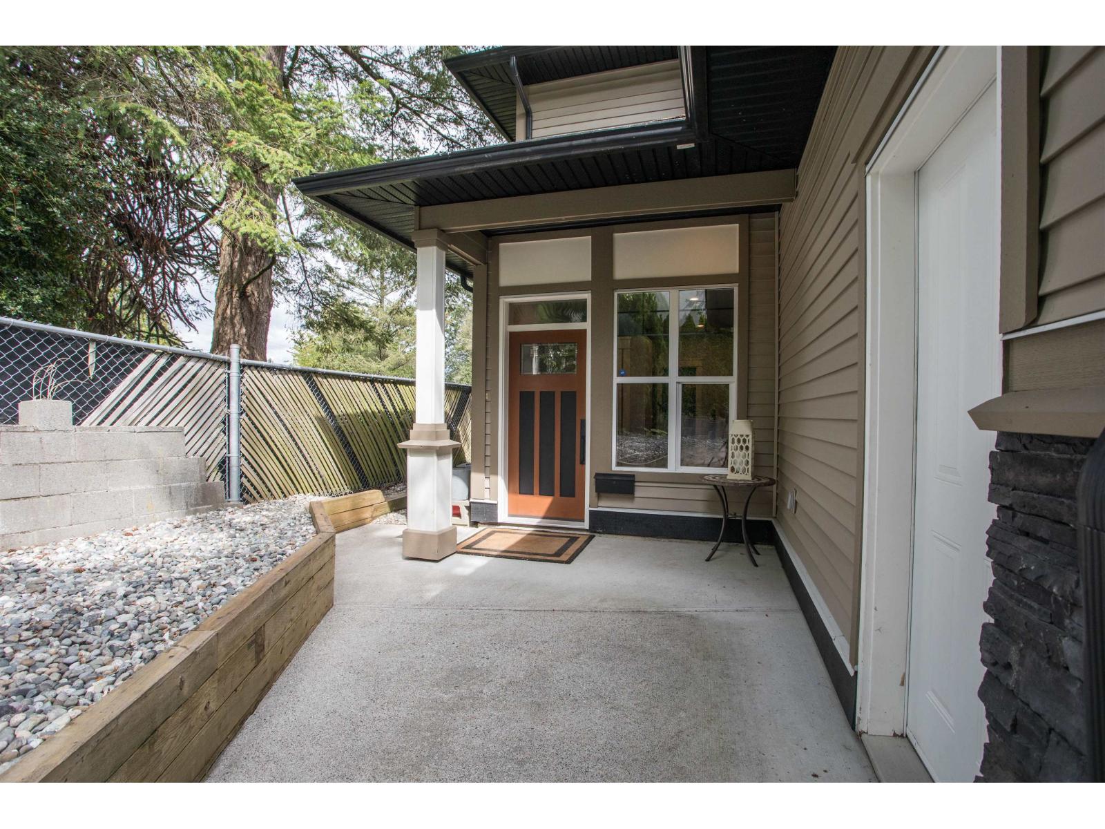 1598 PARKER PLACE