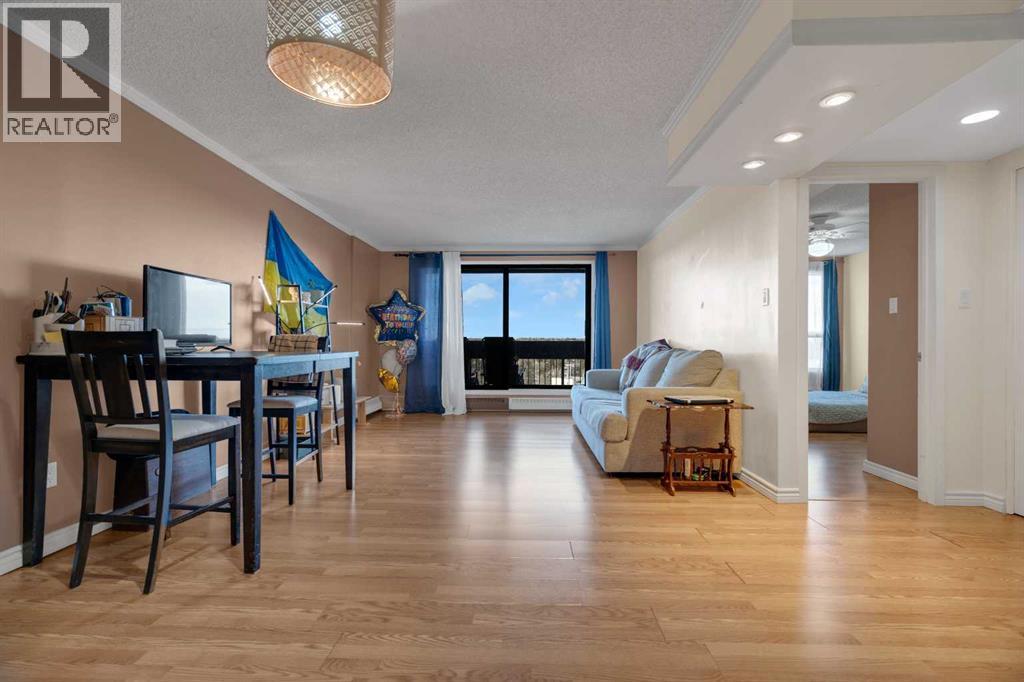 1006, 9800 Horton Road SW