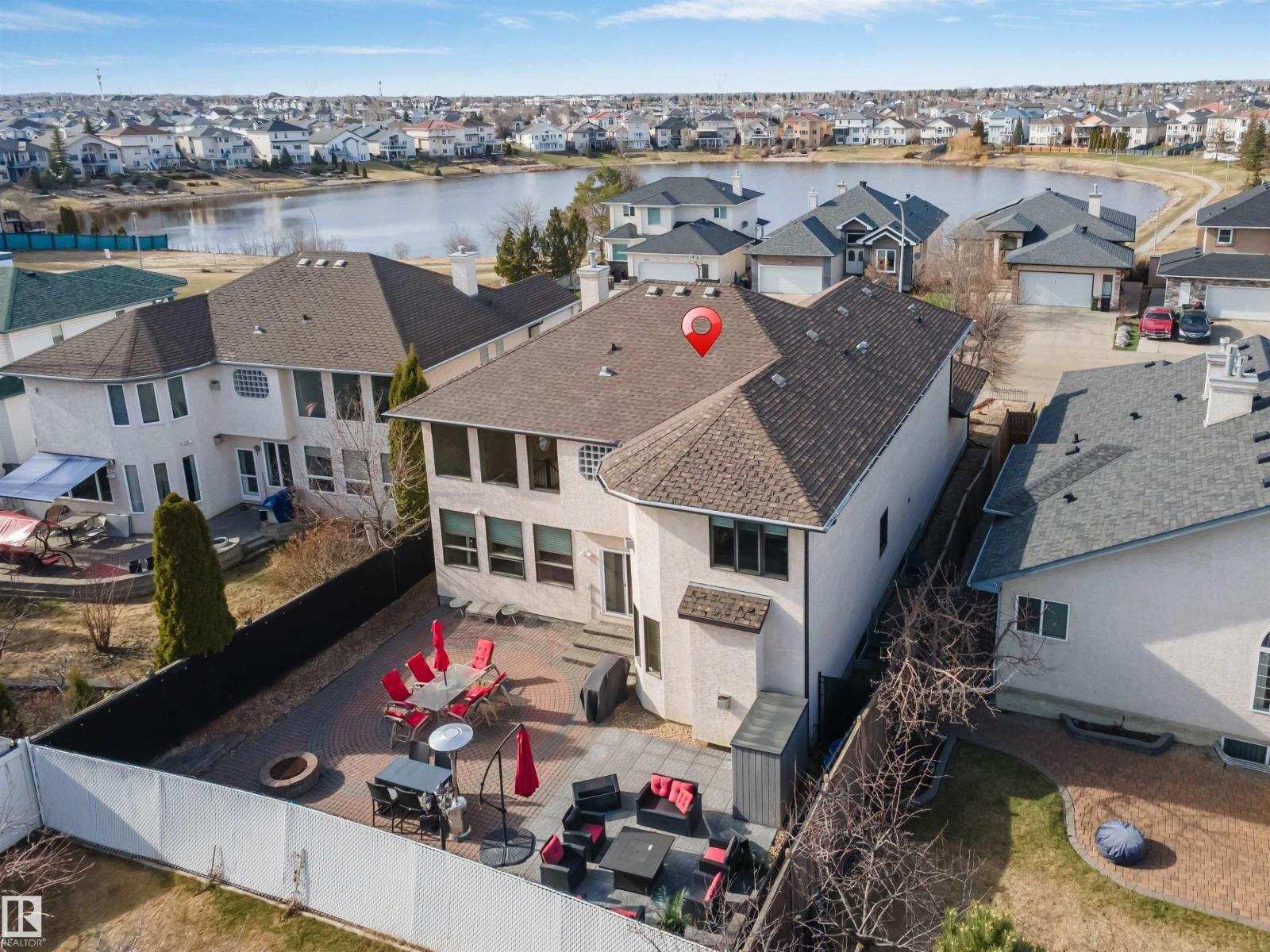 8715 160A AV NW NW