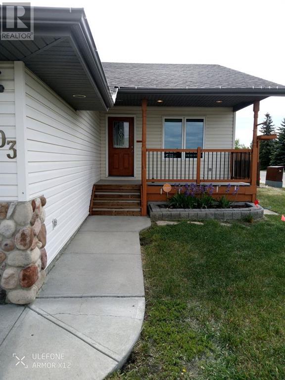 403 Strathford Boulevard