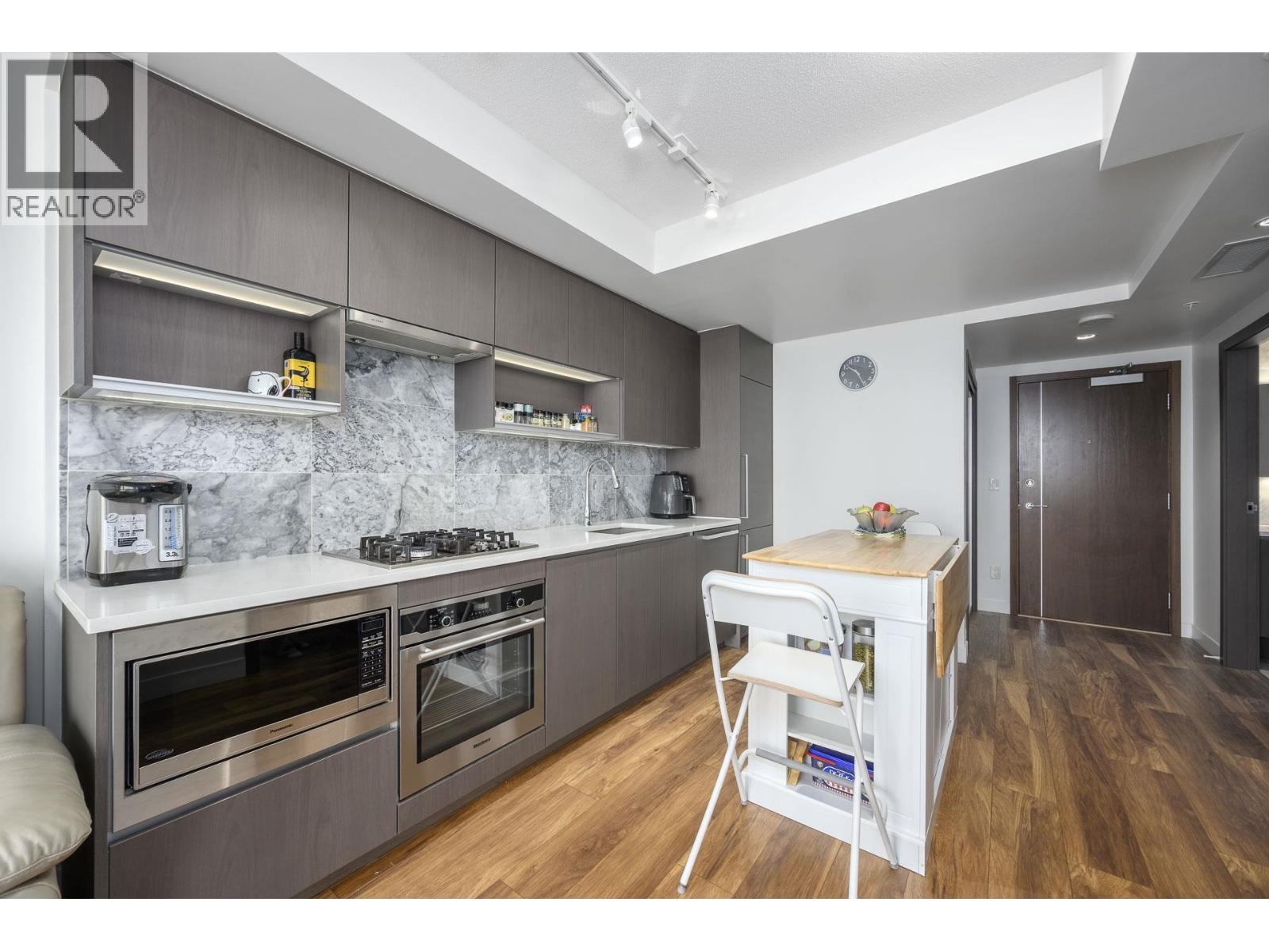 1609 8988 PATTERSON ROAD