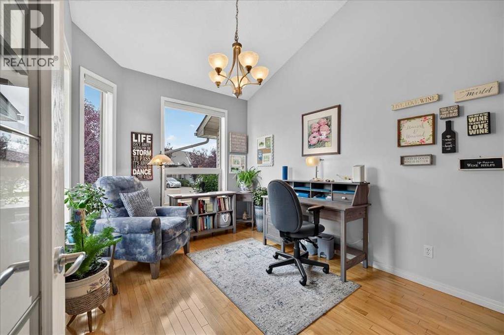 248 Springbank Villas SW