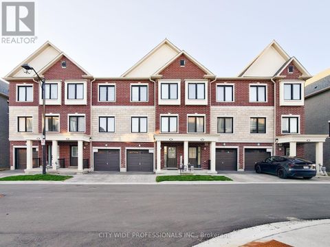 106 COVINGTON CRESCENT Whitchurch-Stouffville (Stouffville) ON L4A4W8