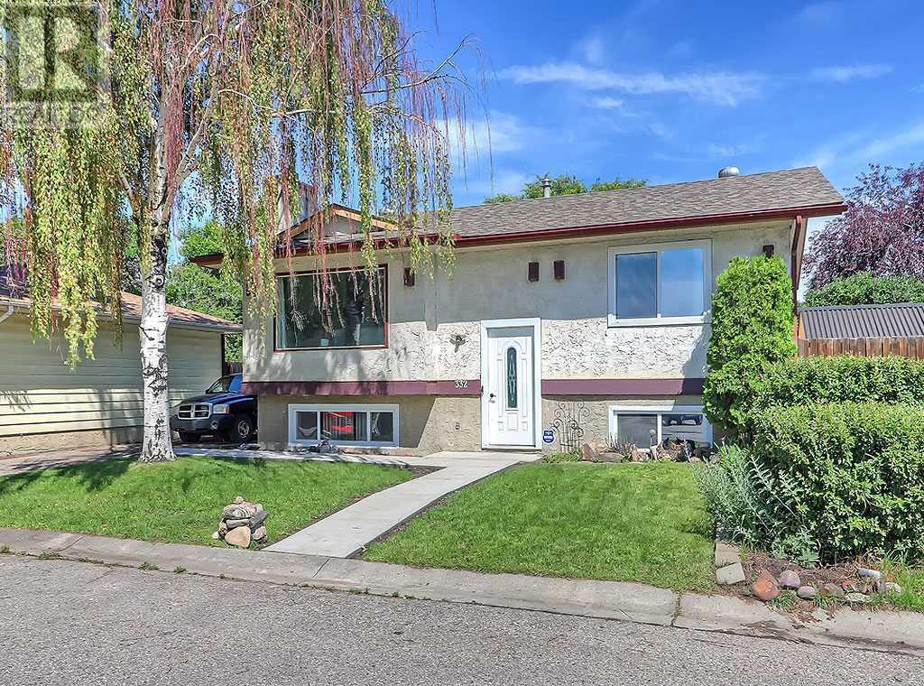 332 Lysander Place SE
