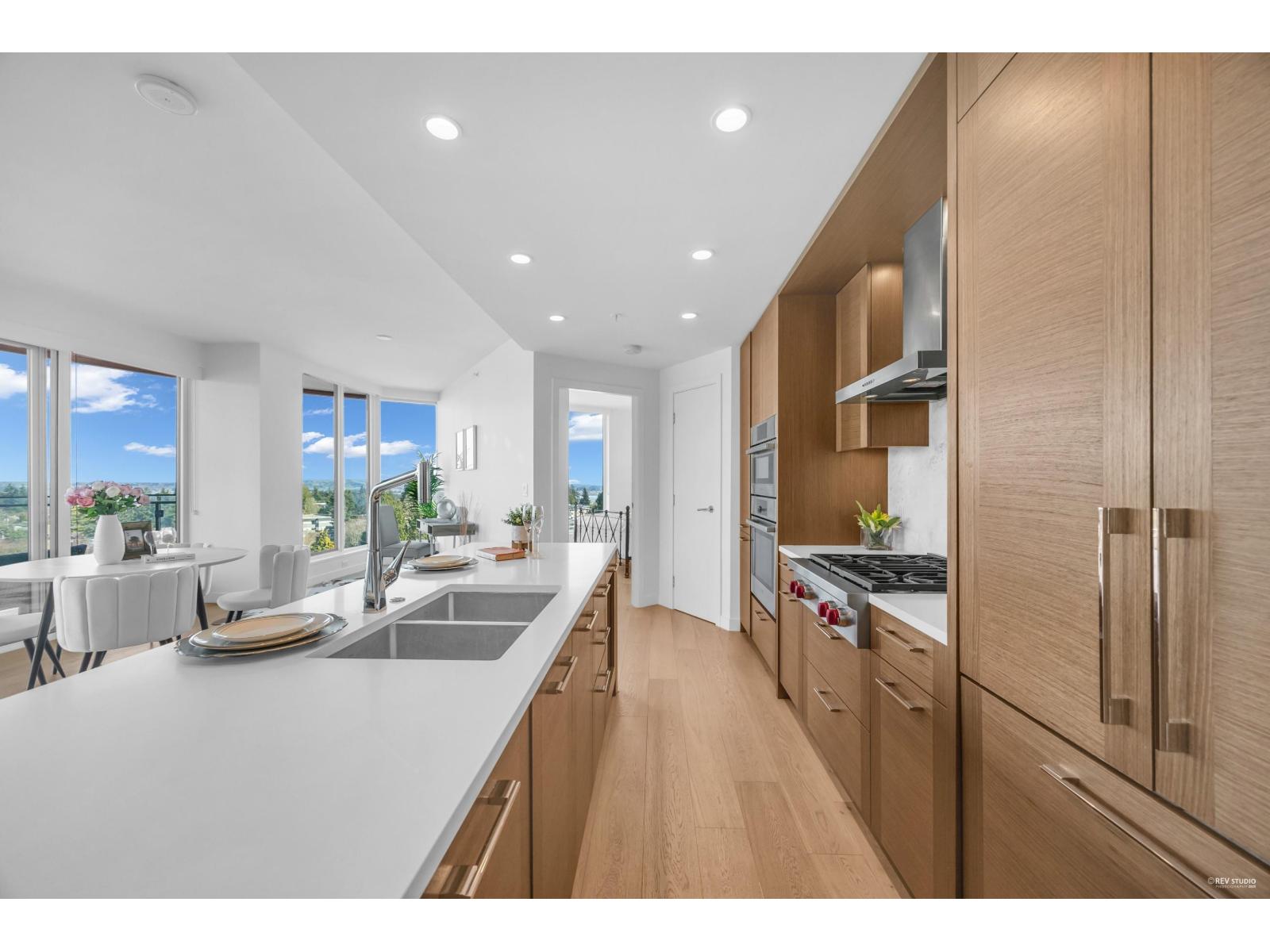 703 1439 GEORGE STREET