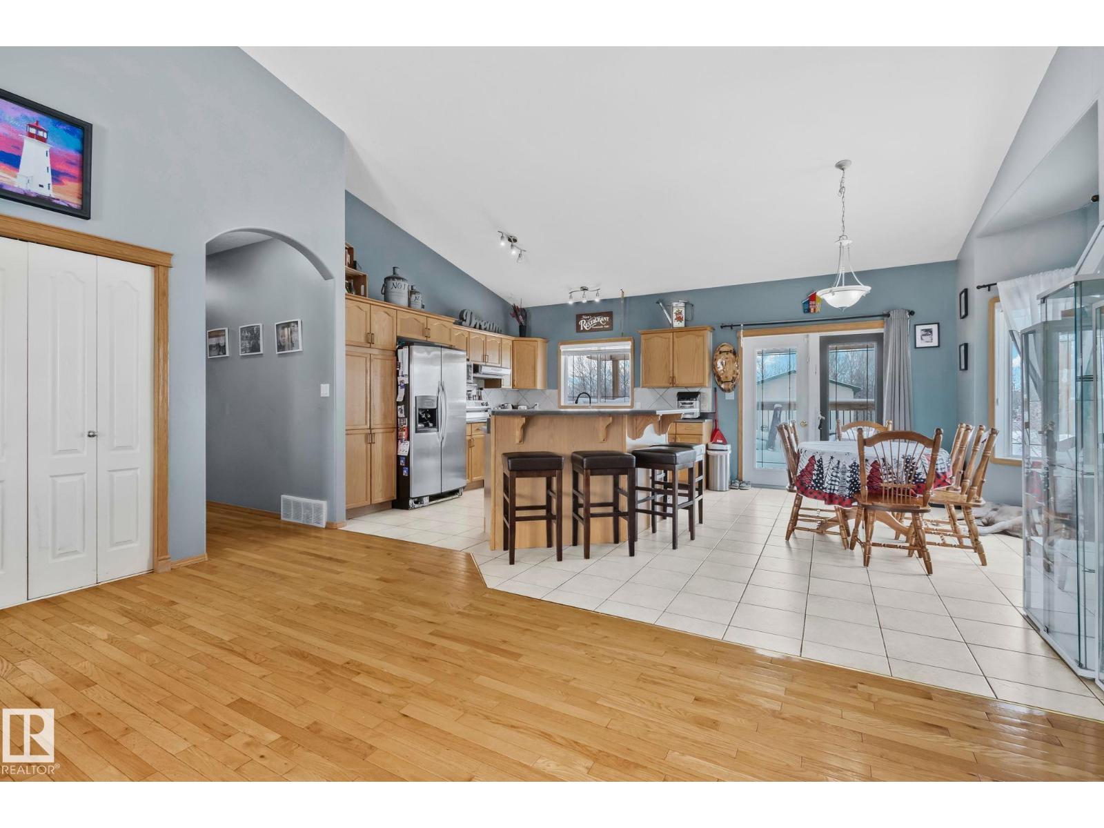 16 53122 range road 14