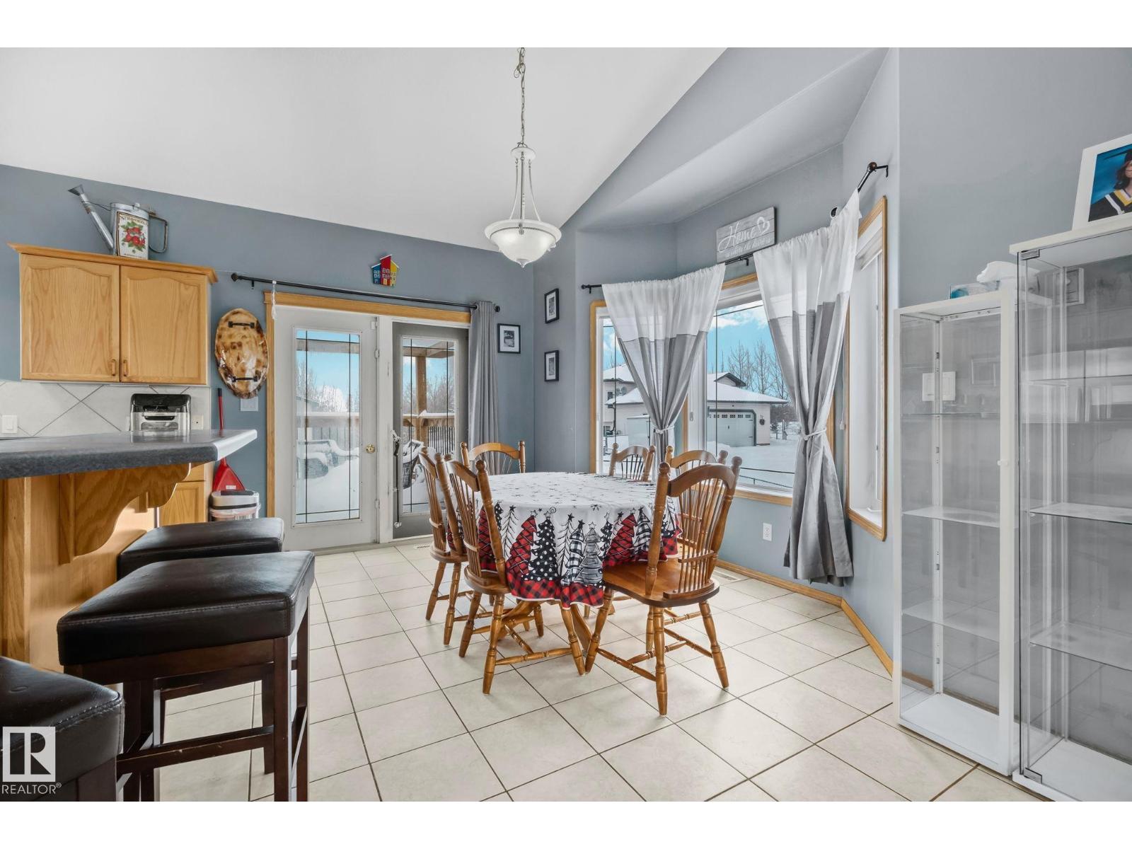 16 53122 range road 14