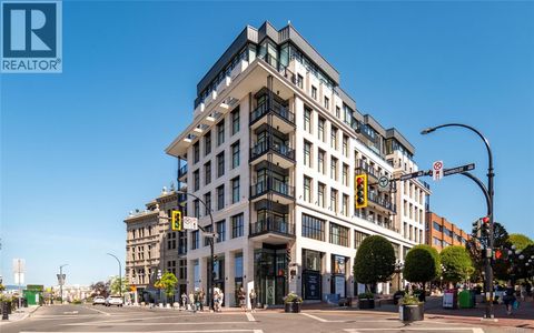 203 888 Government St Victoria BC V8W0G5