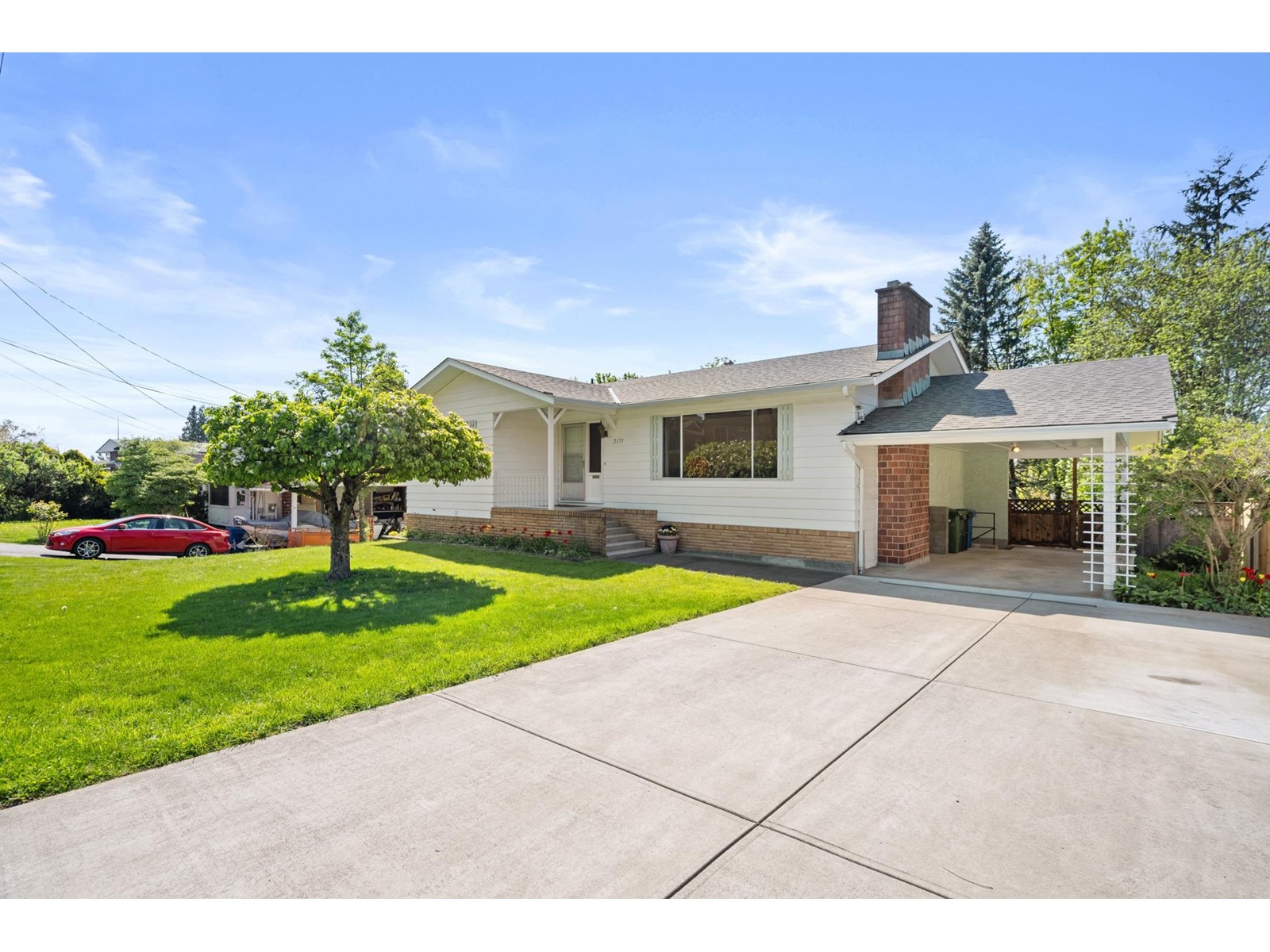 2171 MCMILLAN ROAD