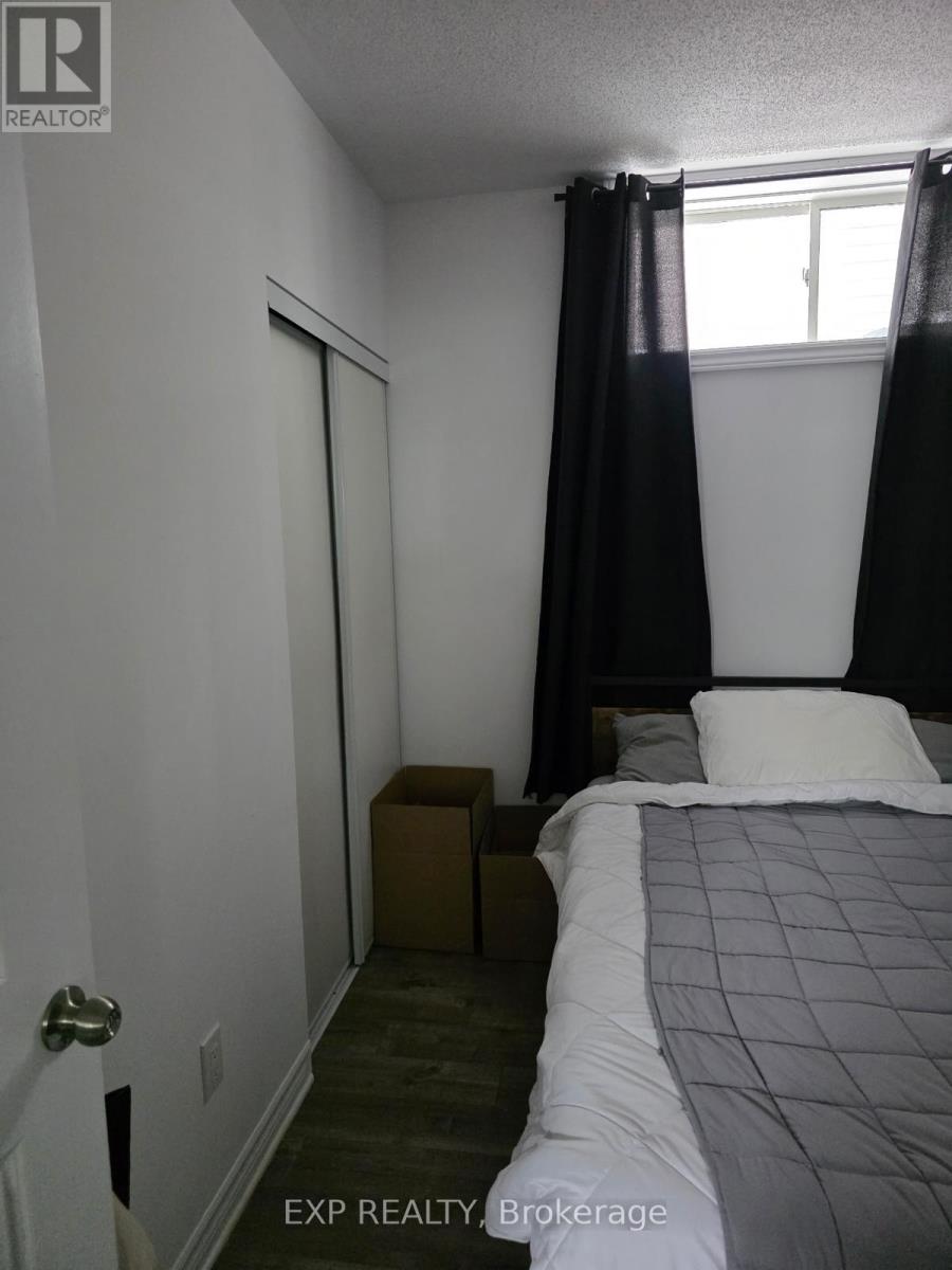 B - 159 MINIKAN STREET