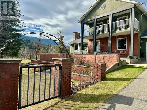 887 Waterloo Road Castlegar BC V1N4K8