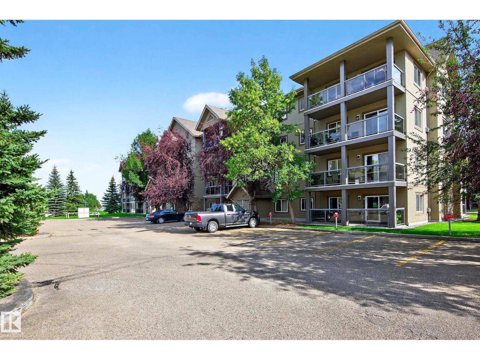 #105 279 SUDER GREENS DR NW