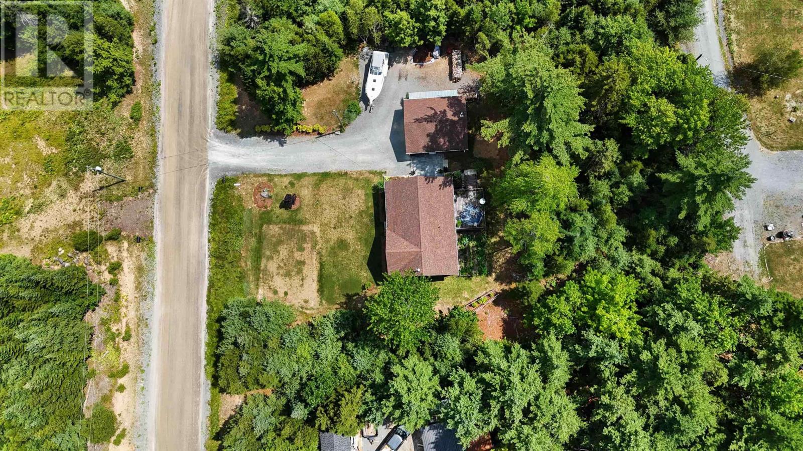11 Adam Ridge Lane