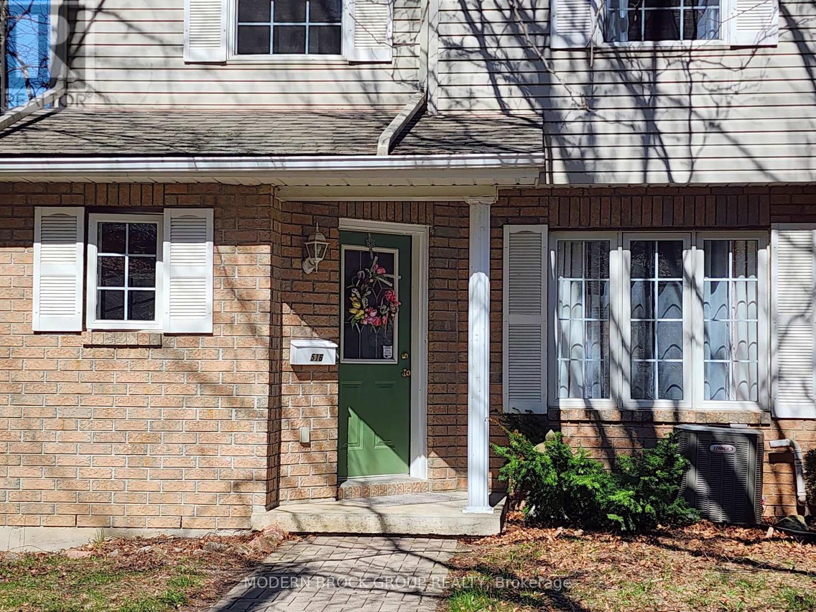 516 KING STREET W