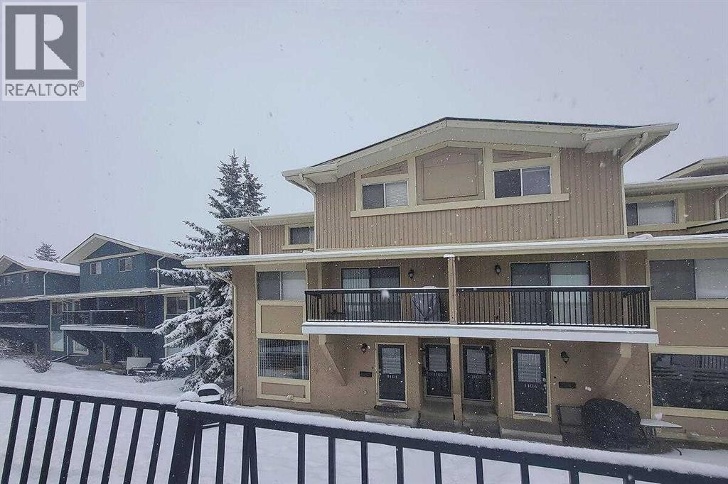 1101, 2200 Woodview Drive SW