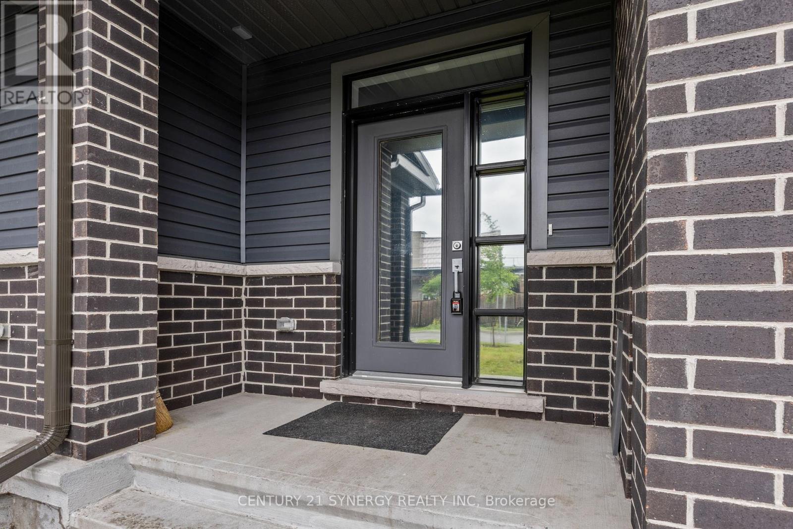 112 ATTWELL PRIVATE