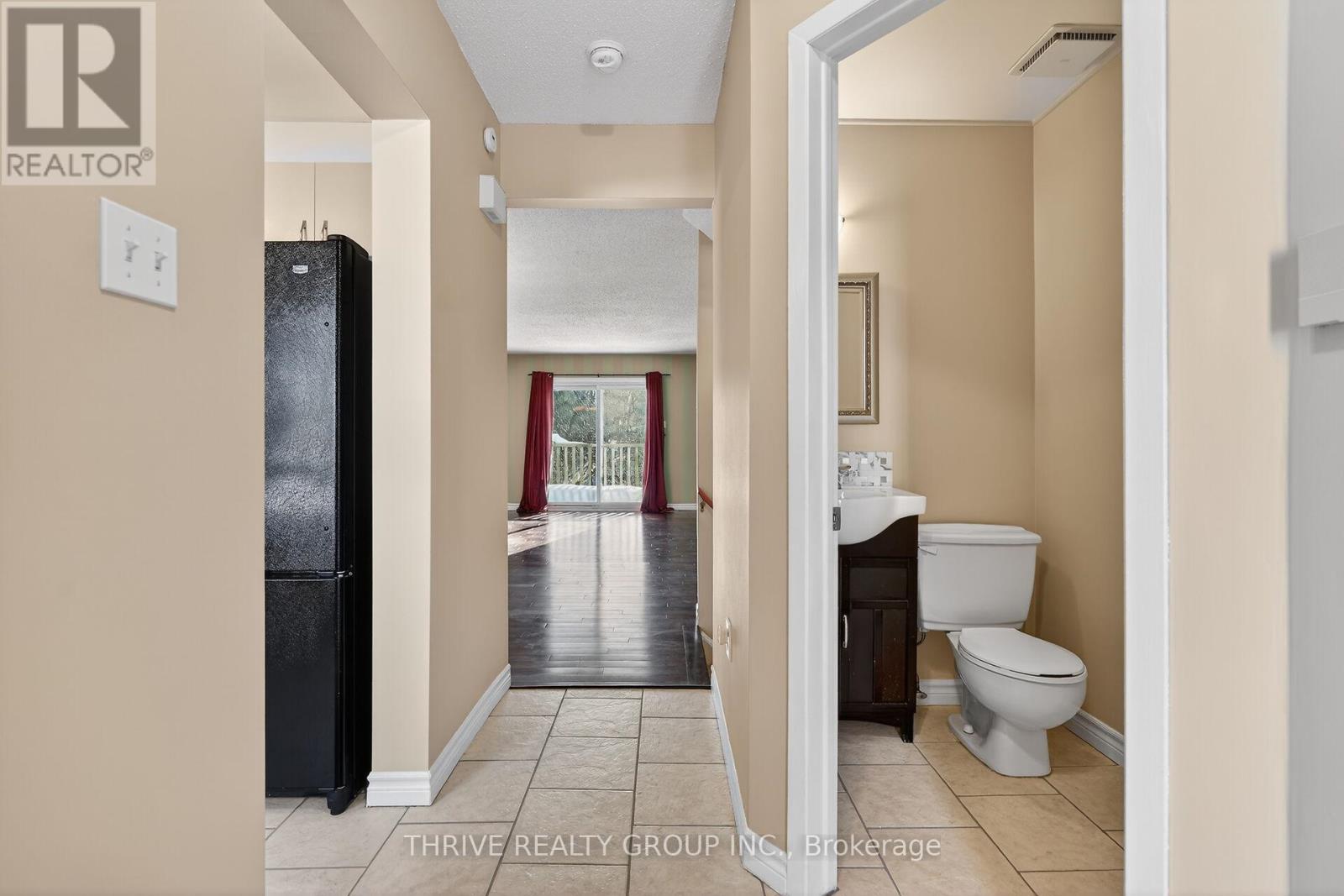 3 - 80 ACORN CRESCENT