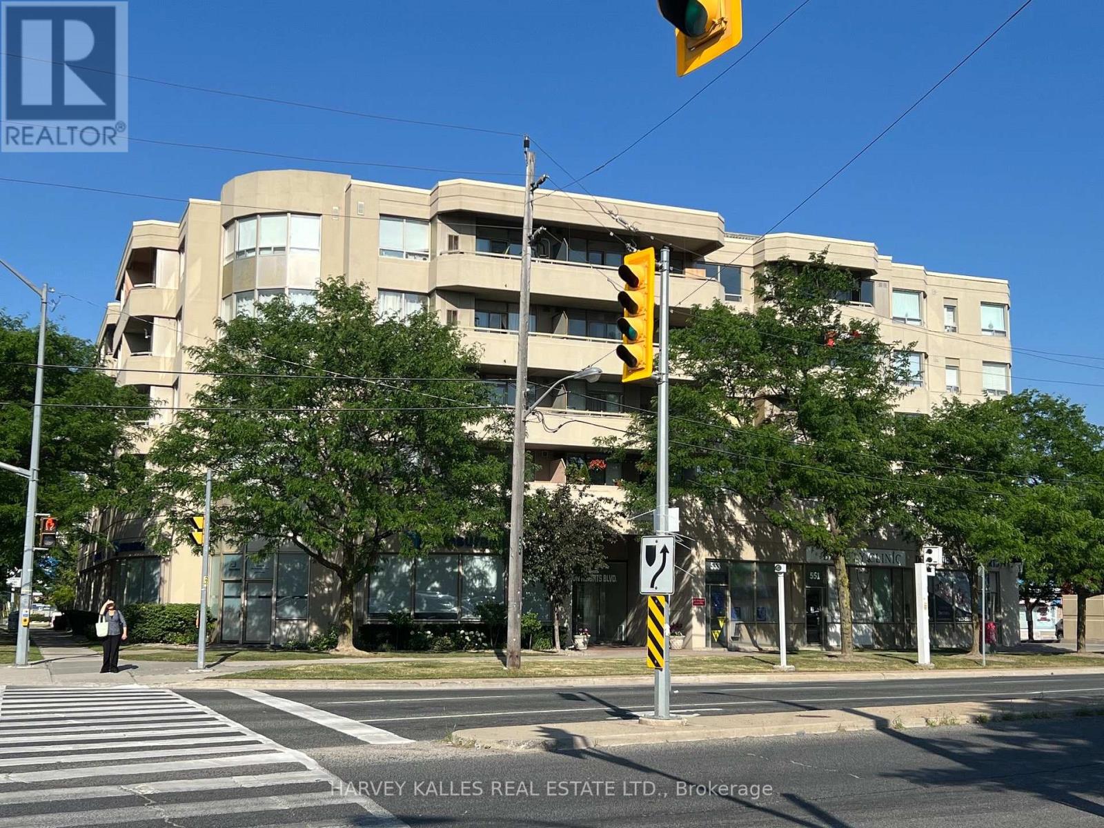 Photo 1 of 25 — 410 - 555 WILSON HEIGHTS BOULEVARD Unit 410, Toronto (Clanton Park), ON M3H6B5