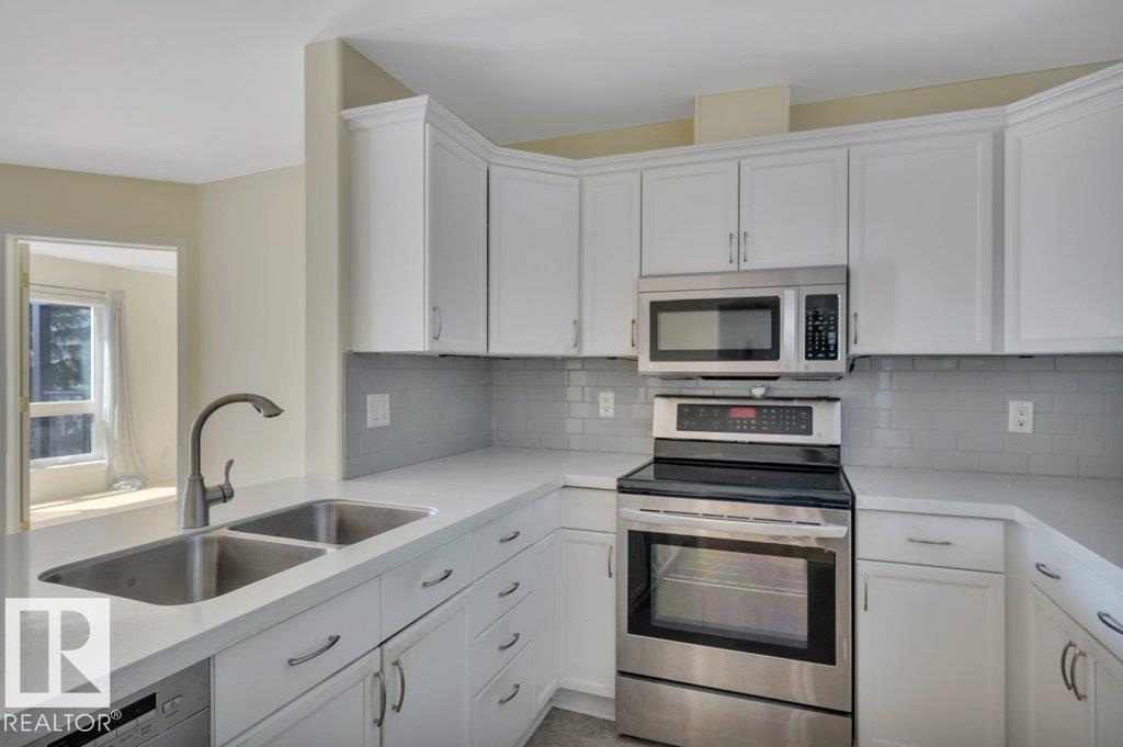 #305 7839 96 ST NW